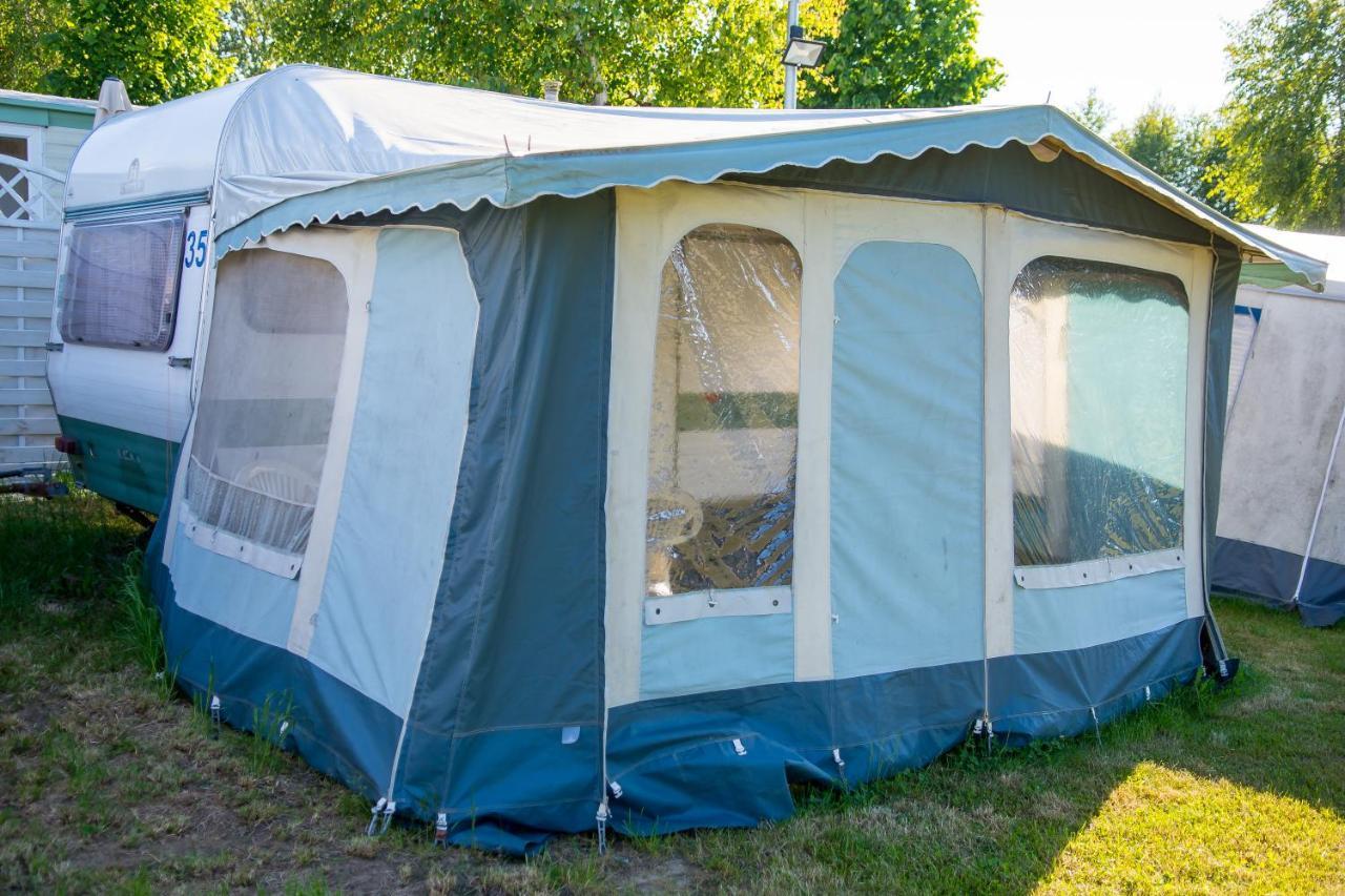 ホテル Keja Camping Chlapowo Władysławowo エクステリア 写真
